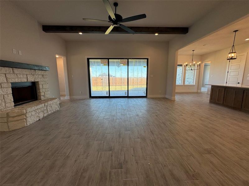 Spacious, unfurnished interior of a new home in Coyote Crossing, Godley (Image 16).