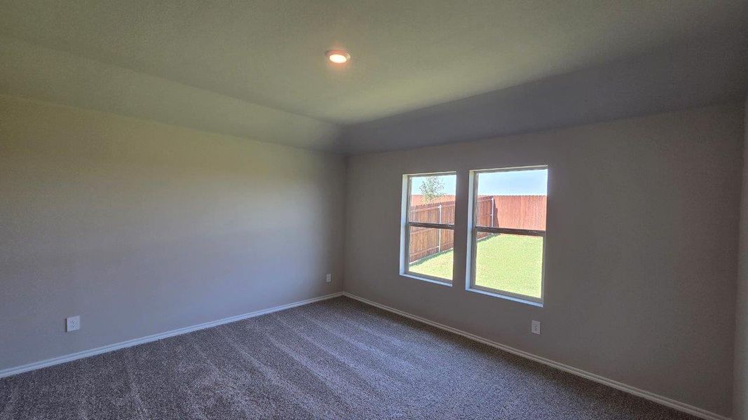 Spacious, unfurnished interior of a new home in Rosewood at Beltmill, Fort Worth (Image 9).