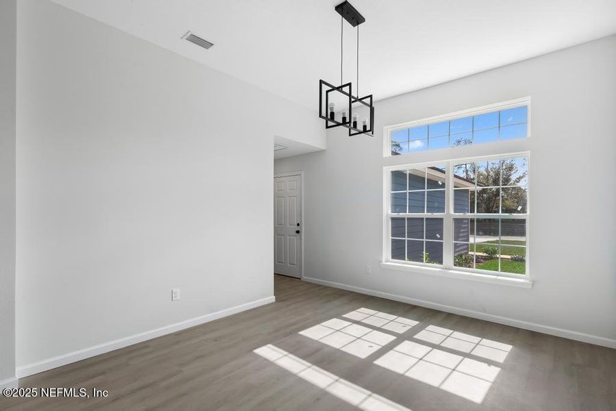 Spacious, unfurnished interior of a new home in , Jacksonville (Image 33).