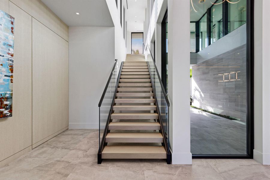 Spacious, unfurnished interior of a new home in , Palm Beach Gardens (Image 8). Spacious, unfurnished interior of a new home in , Palm Beach Gardens (Image 8).