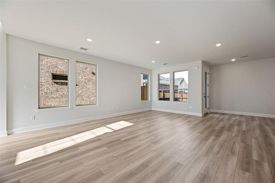 Spacious, unfurnished interior of a new home in Arbors at Legacy Hills, Celina (Image 22).