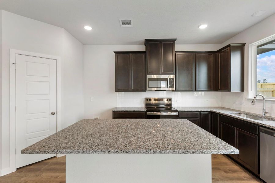 Furnished interior view inside a new home in , Huntsville (Image 16).