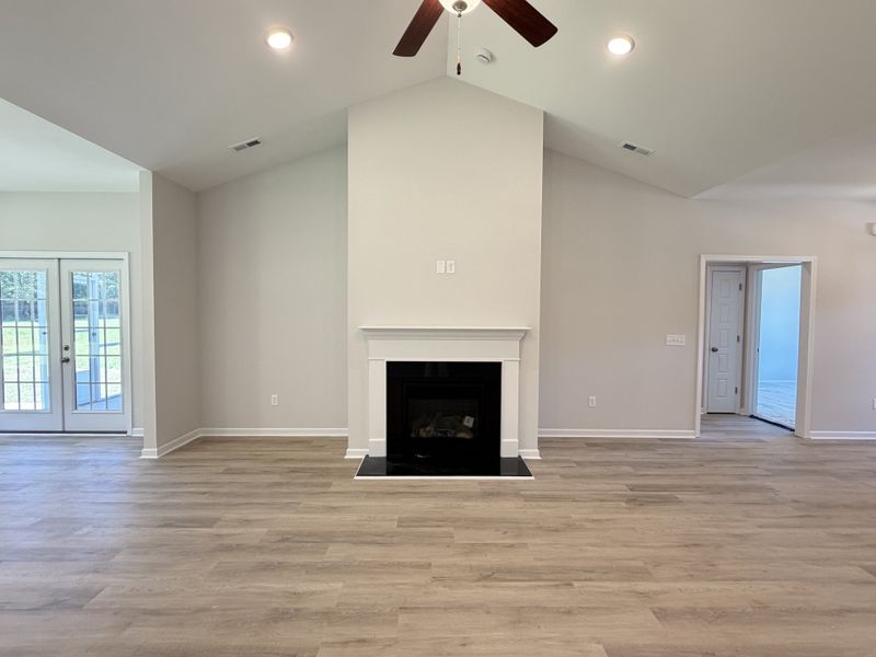 Spacious, unfurnished interior of a new home in Waterfall Estates, Whiteville (Image 21).