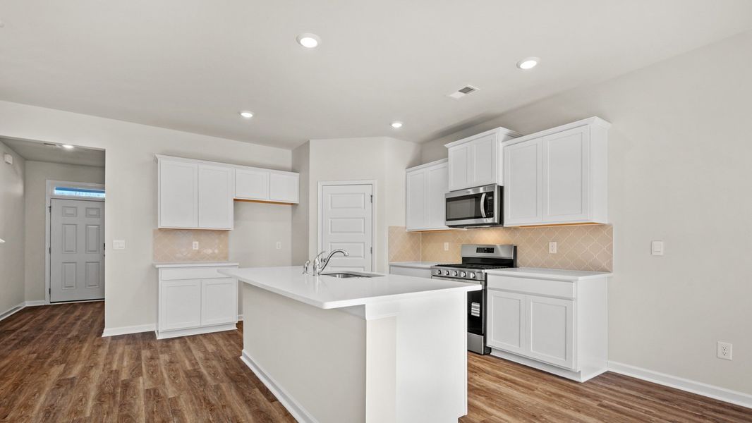Furnished interior view inside a new home in Poplar Preserve, Newnan (Image 6).