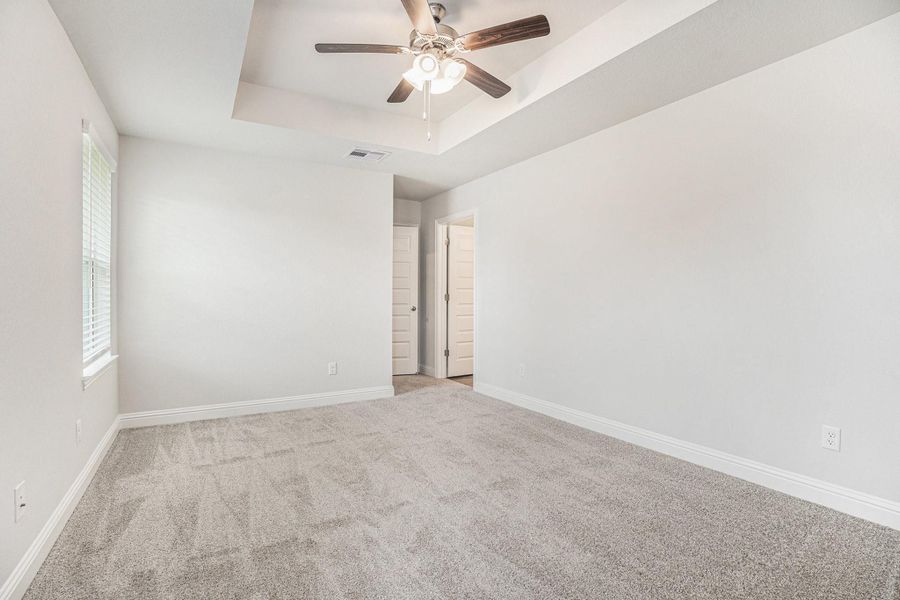 Spacious, unfurnished interior of a new home in Lago Mar, Texas City (Image 12). Spacious, unfurnished interior of a new home in Lago Mar, Texas City (Image 12).