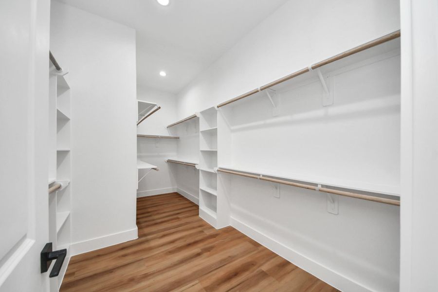 Walk-in closet