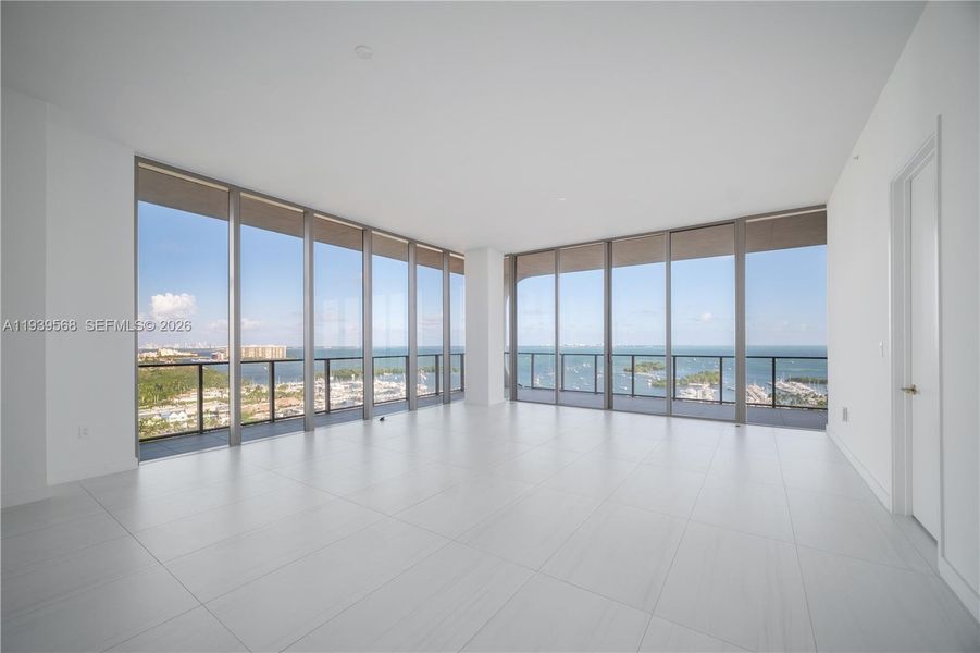Spacious, unfurnished interior of a new home in Mr. C Residences, Miami (Image 29).