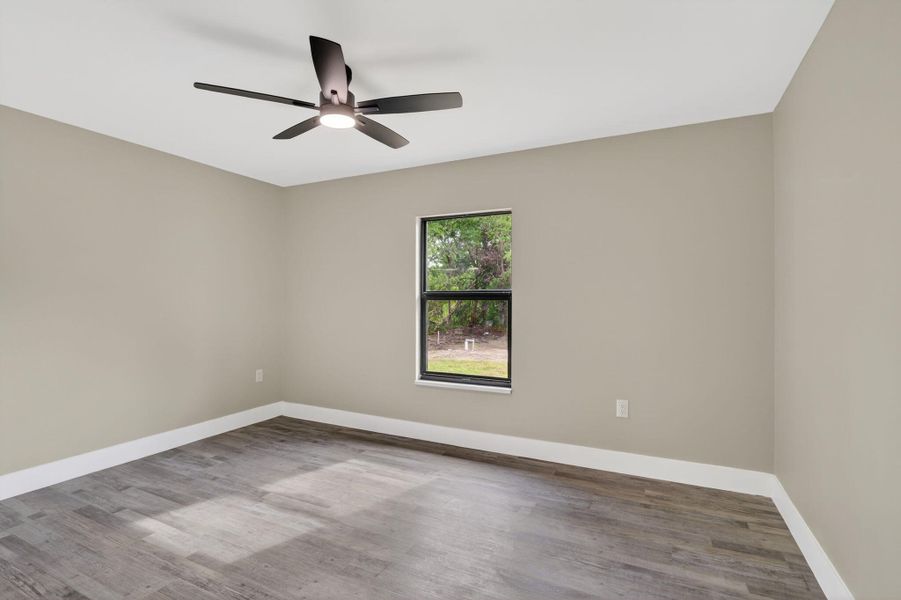 44-web-or-mls-P1171158