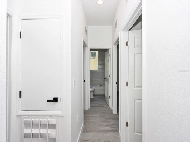 Image 32 of a home in .