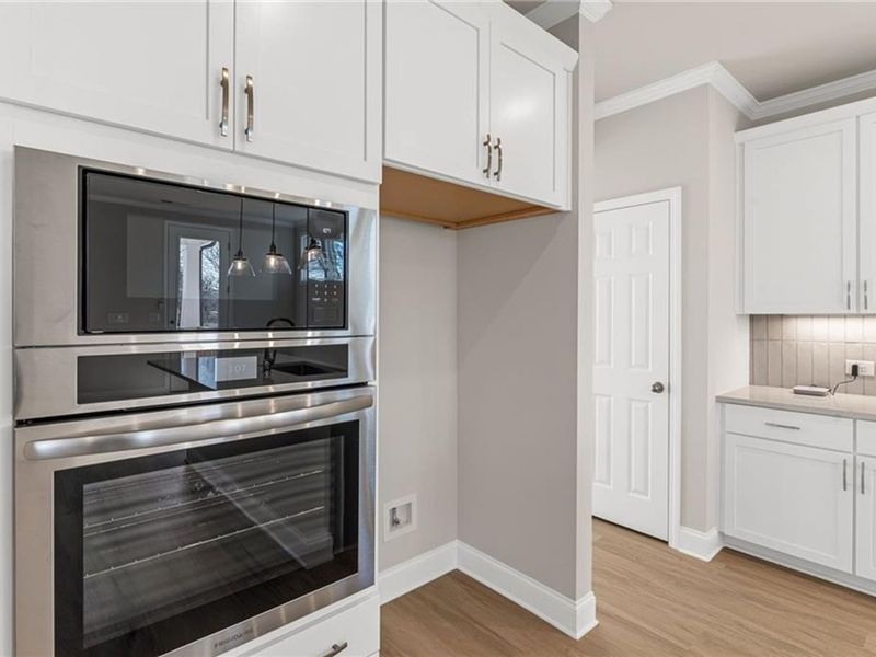 Furnished interior view inside a new home in Wehunt Meadows, Hoschton (Image 8).