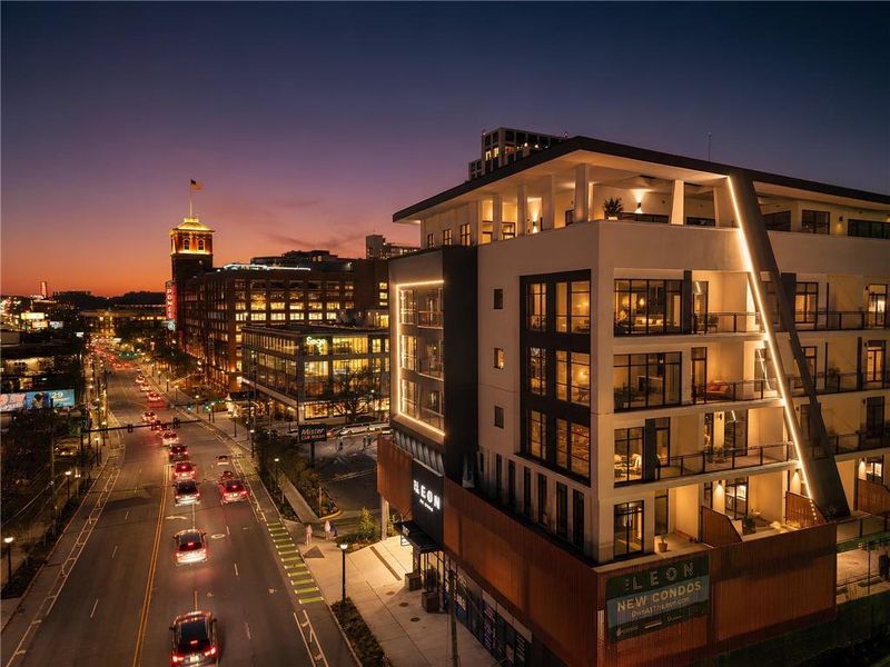 Condo located in Atlanta, GA showcasing its design and architecture (Image 23). Condo located in Atlanta, GA showcasing its design and architecture (Image 23).
