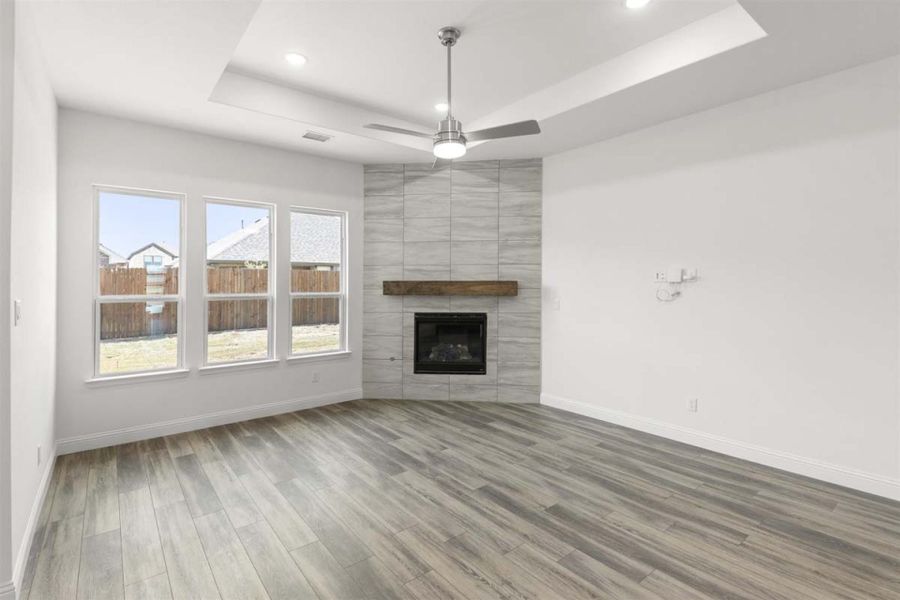 Representative unfurnished interior of a home built from the Frisco by Pacesetter Homes in Creekview Meadows, Pilot Point (Image 15). Representative unfurnished interior of a home built from the Frisco by Pacesetter Homes in Creekview Meadows, Pilot Point (Image 15).