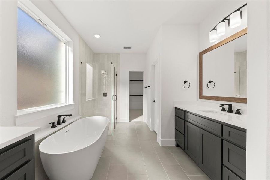 Furnished interior view inside a new home in Edgewood Creek, Celina (Image 9).