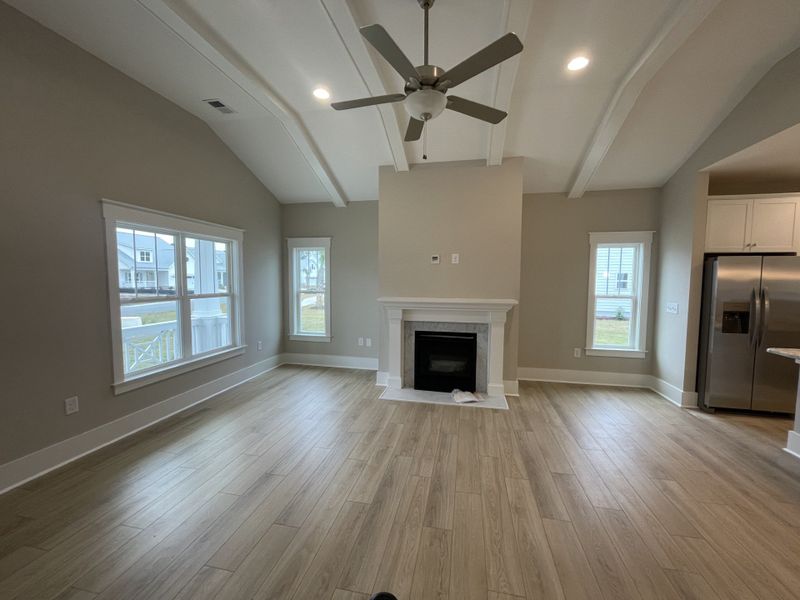 Spacious, unfurnished interior of a new home in The Sanctuary at Sunset Beach, Sunset Beach (Image 14).