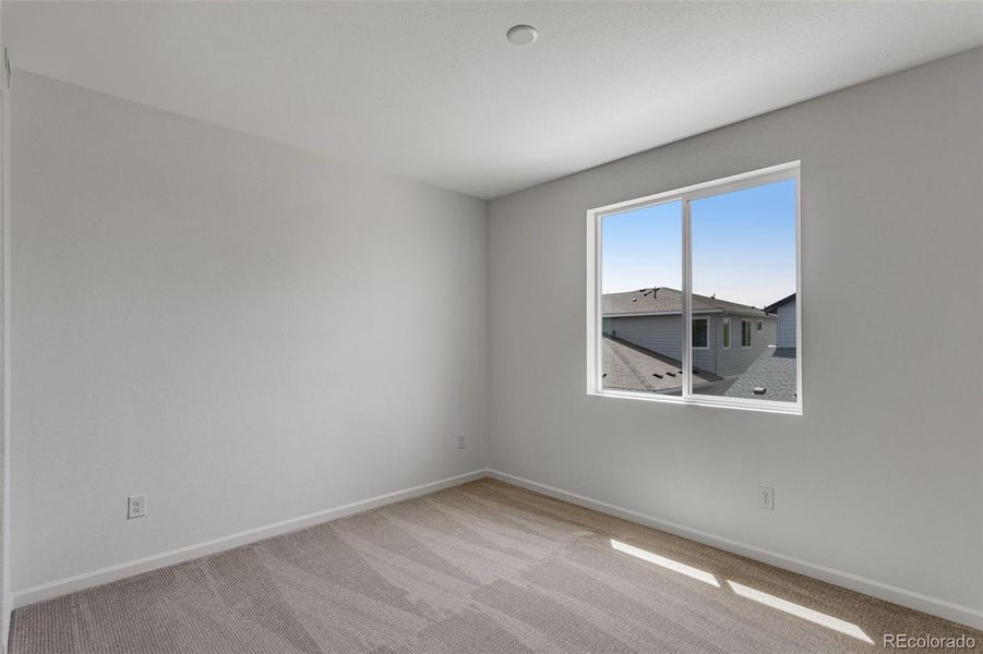 Spacious, unfurnished interior of a new home in Sugar Mill Village, Longmont (Image 28). Spacious, unfurnished interior of a new home in Sugar Mill Village, Longmont (Image 28).