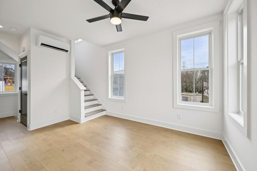 Spacious, unfurnished interior of a new home in , Atlanta (Image 21). Spacious, unfurnished interior of a new home in , Atlanta (Image 21).