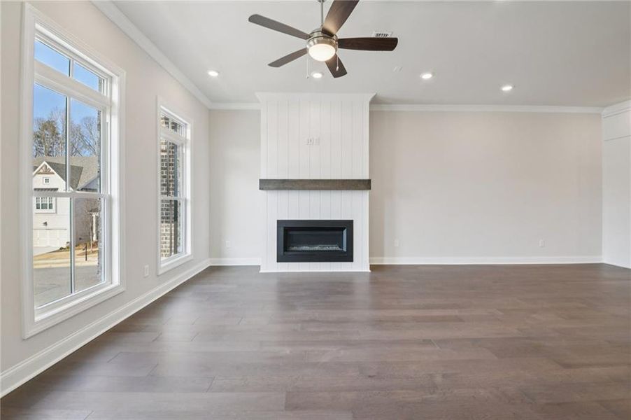 Spacious, unfurnished interior of a new home in Ward's Crossing Townhomes, Johns Creek (Image 19).