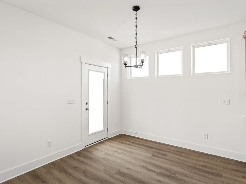 Spacious, unfurnished interior of a new home in Woods Crossing, Gallatin (Image 52).
