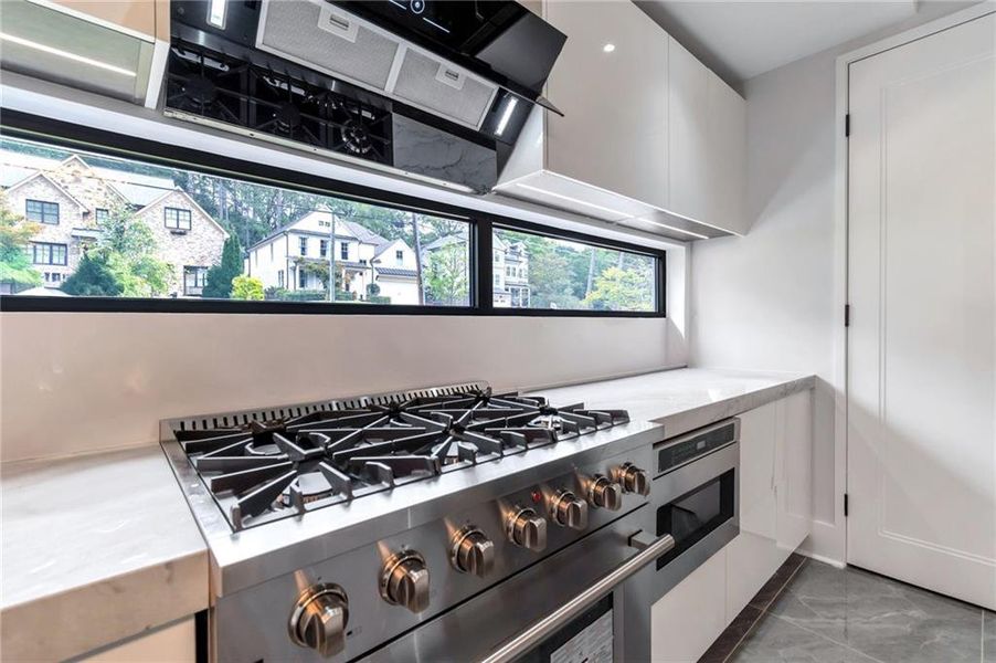 Close-up of interior finishes inside a home in , Brookhaven (Image 20). Close-up of interior finishes inside a home in , Brookhaven (Image 20).