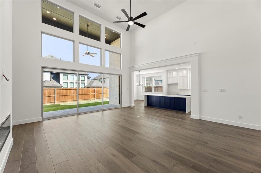 07. 11902 Crystal Springs - Family