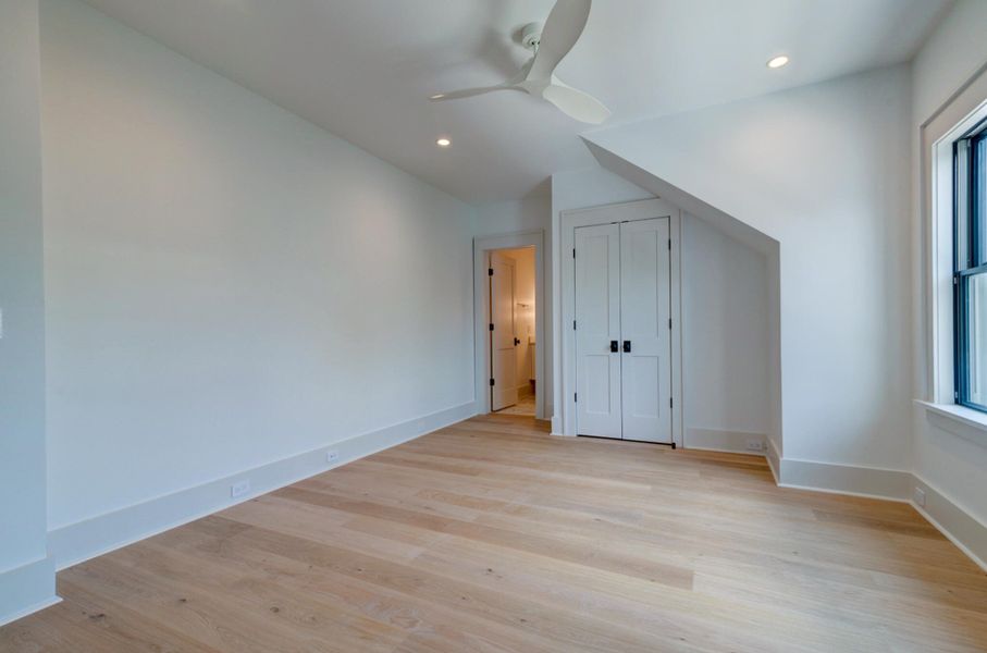 Spacious, unfurnished interior of a new home in , Sullivan's Island (Image 15). Spacious, unfurnished interior of a new home in , Sullivan's Island (Image 15).