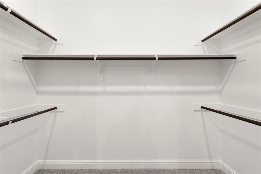 24. 6208 Havature - Closet