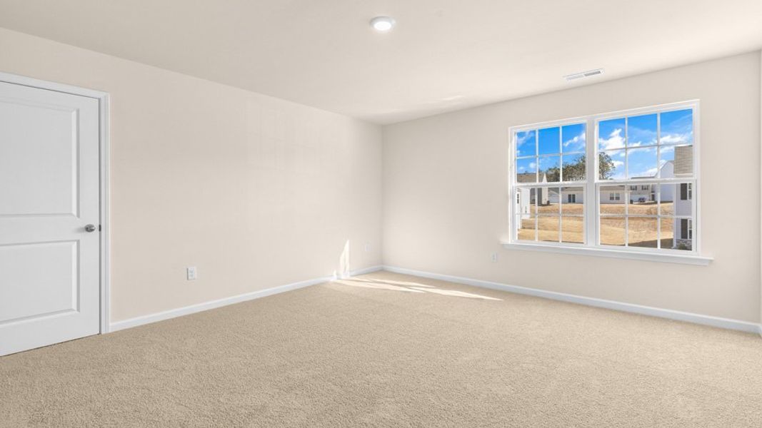 Spacious, unfurnished interior of a new home in Fishel Village, Winston-Salem (Image 21).