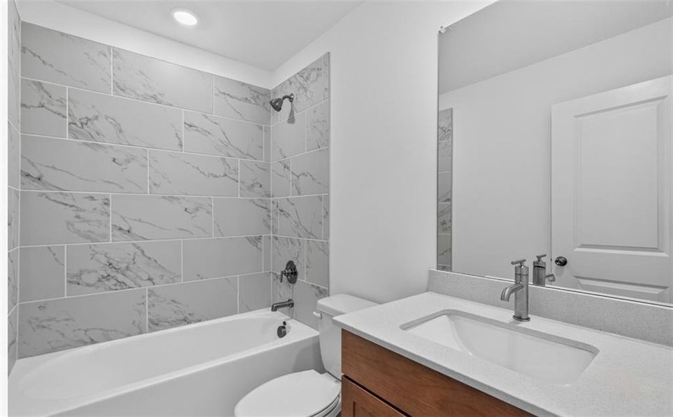 Furnished interior view inside a new home in Forrest Crossing, Woodstock (Image 3).