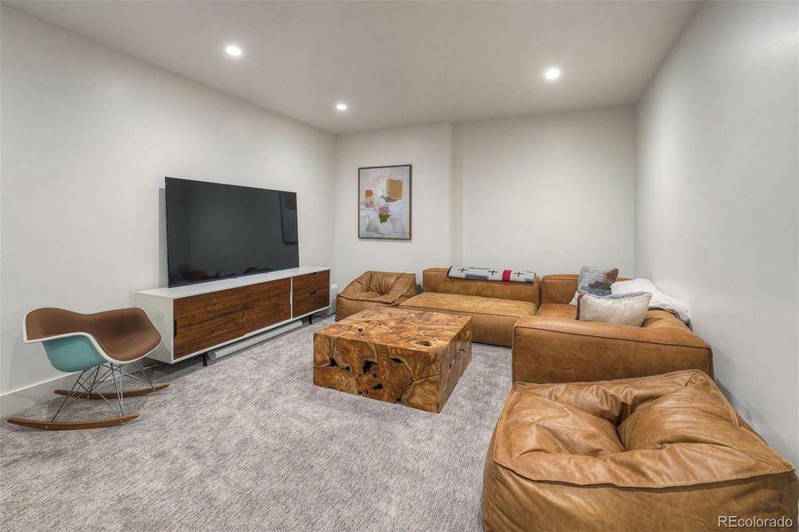 Furnished interior view inside a new home in , Frisco (Image 24).