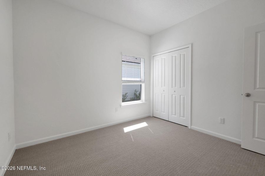 Spacious, unfurnished interior of a new home in Hyland Trail, Green Cove Springs (Image 45).