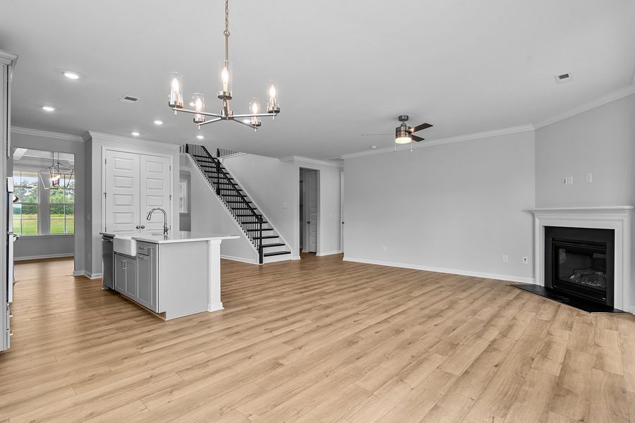 Image 50 of a home in Lilah Grove.