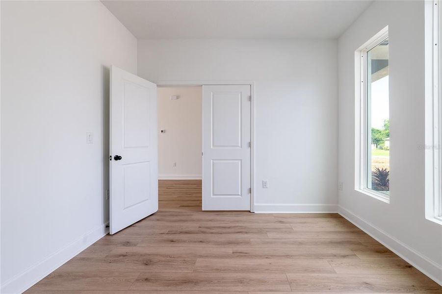 Spacious, unfurnished interior of a new home in , North Port (Image 16).
