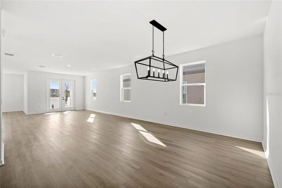 Spacious, unfurnished interior of a new home in , Kissimmee (Image 36).