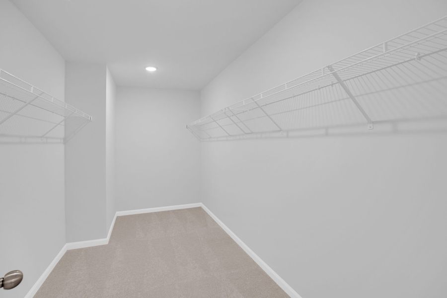 Spacious, unfurnished interior of a new home in Bradford Pointe, Summerville (Image 40).