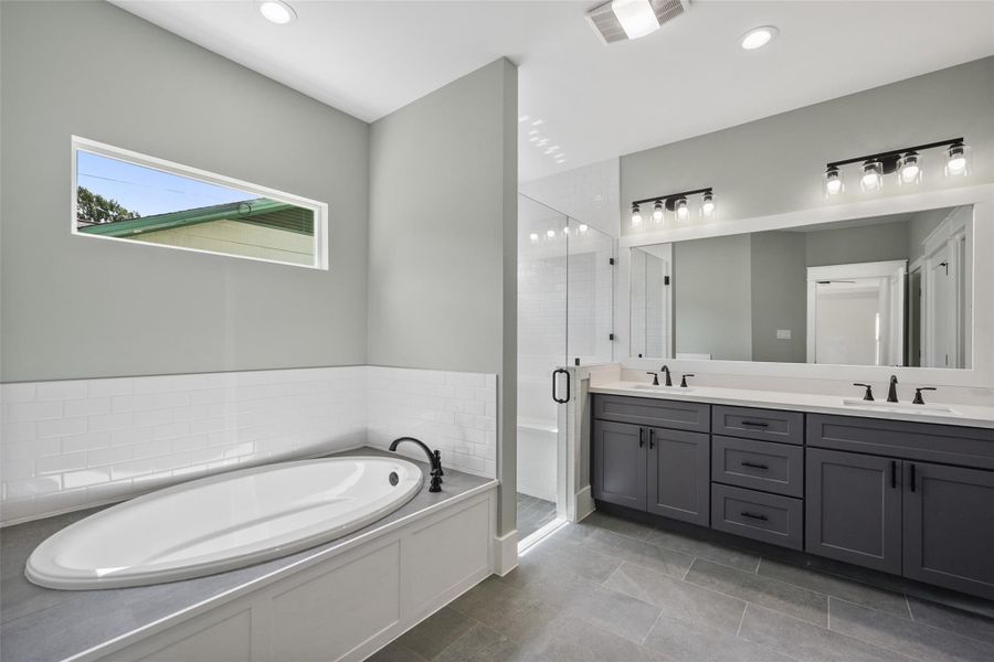 Furnished interior view inside a new home in , Houston (Image 13).