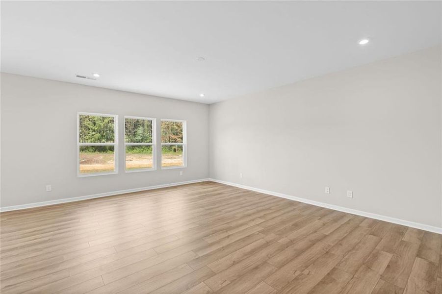 Spacious, unfurnished interior of a new home in Three Rivers, Rome (Image 13). Spacious, unfurnished interior of a new home in Three Rivers, Rome (Image 13).