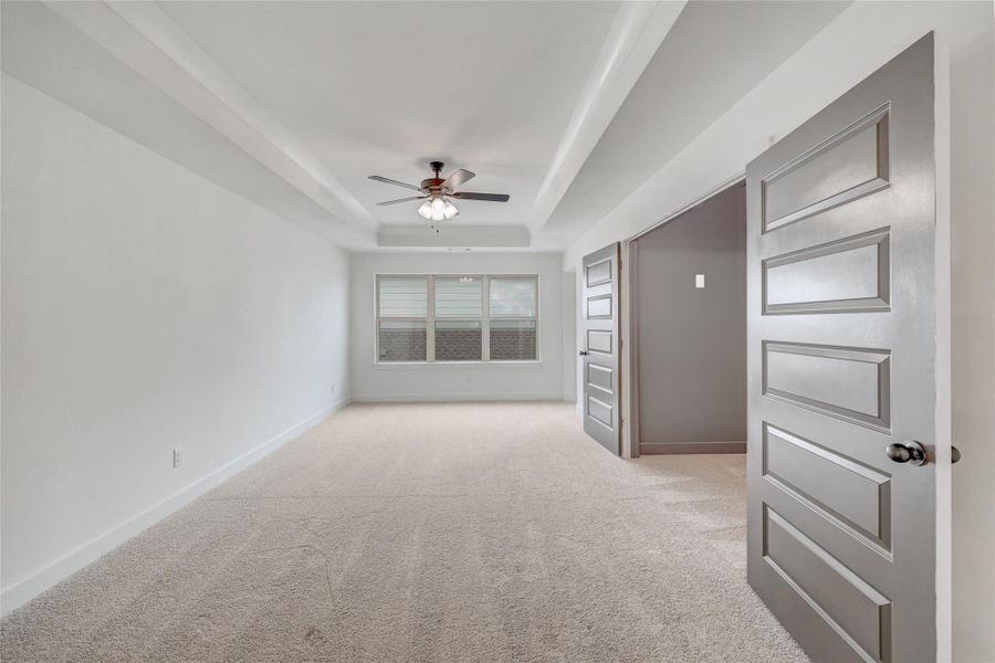 Representative image. Features, specifications, selections and colors may vary. Representative image. Features, specifications, selections and colors may vary.