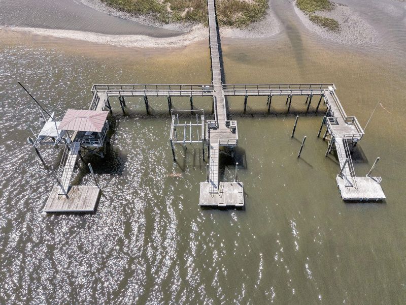 Image 7 of a home in .