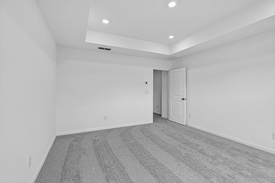 Spacious, unfurnished interior of a new home in Chandler Run, Tucker (Image 41).