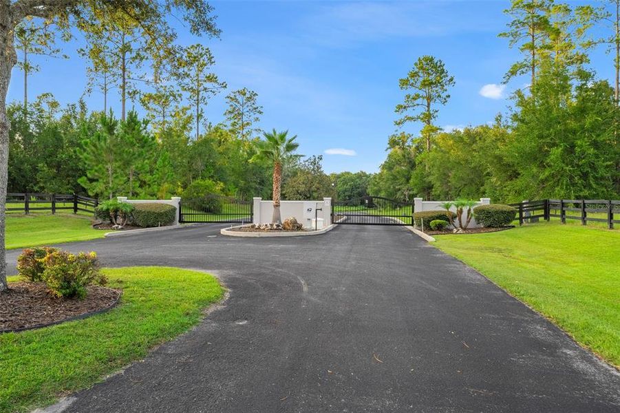 Private, Gated Community Private, Gated Community