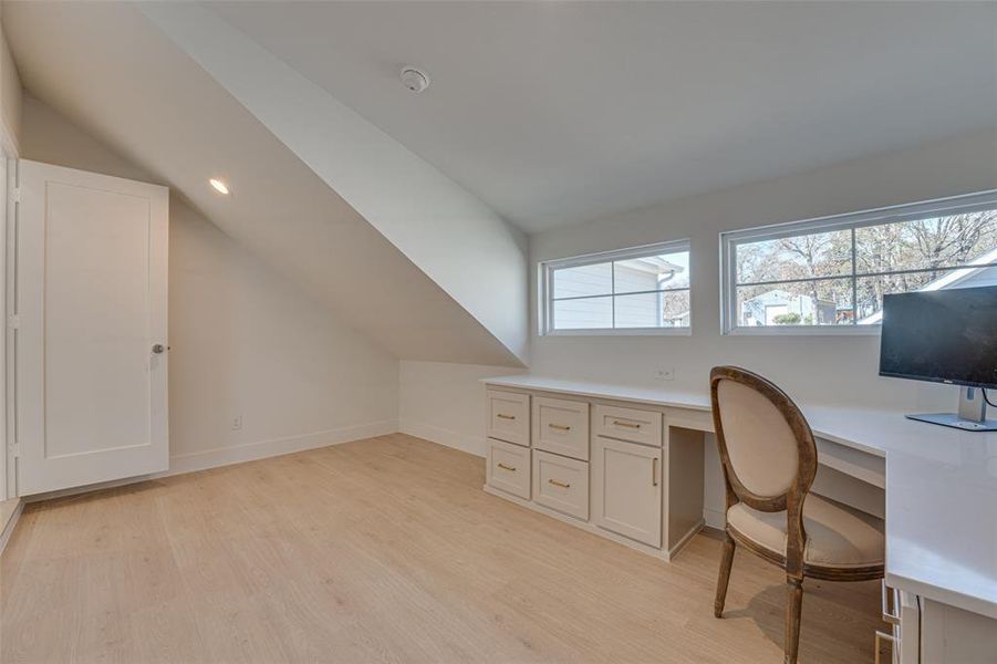 Image 35 of a home in .