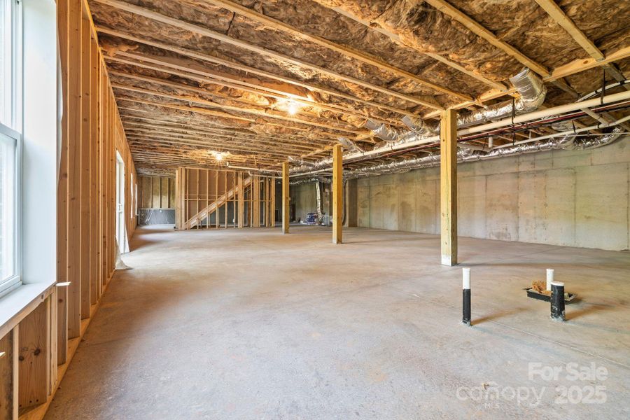 Spacious, unfurnished interior of a new home in , Granite Falls (Image 12).