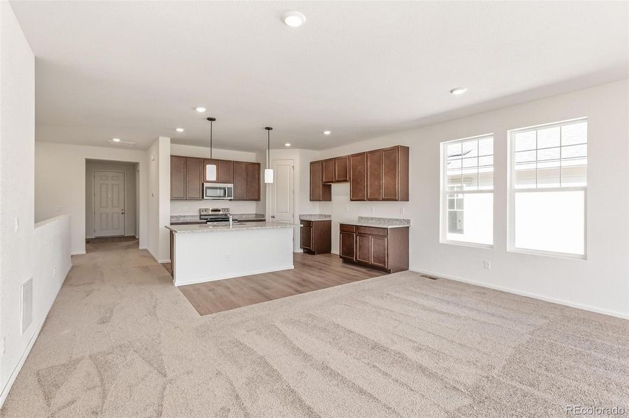 Spacious, unfurnished interior of a new home in Terrain Oak Valley, Castle Rock (Image 30).