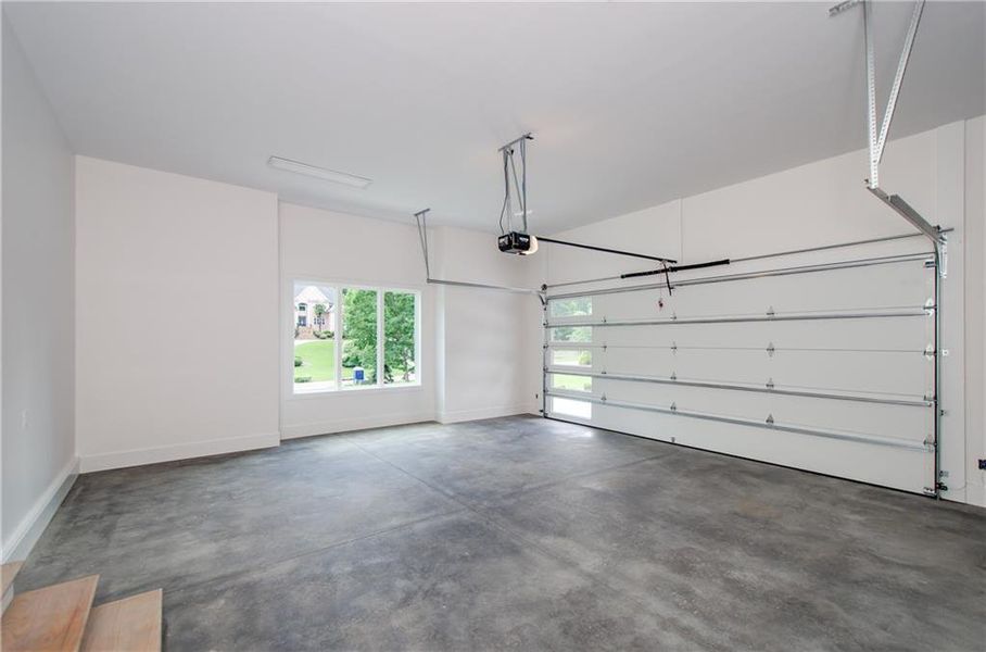 Spacious, unfurnished interior of a new home in , Hoschton (Image 73). Spacious, unfurnished interior of a new home in , Hoschton (Image 73).