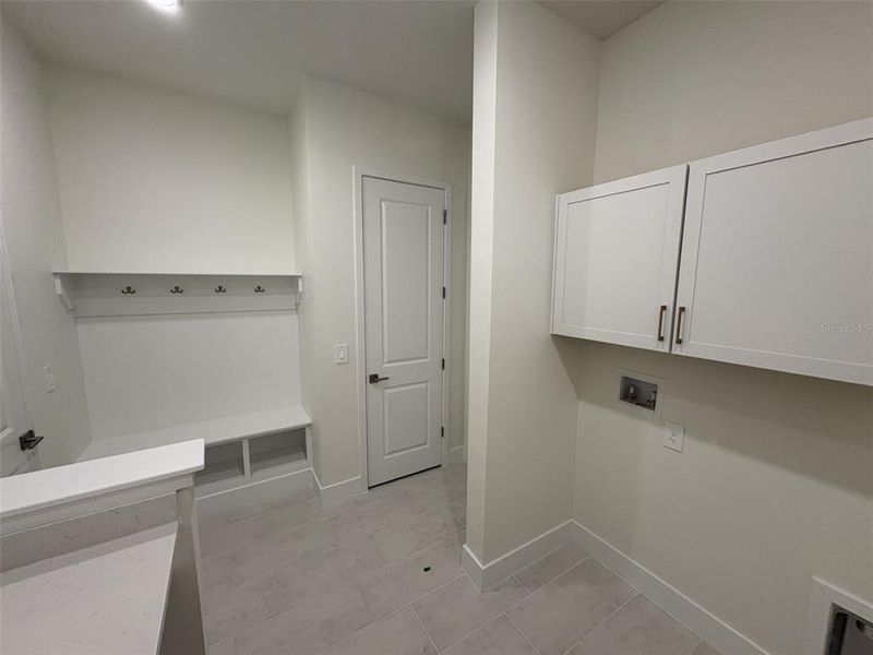 Spacious, unfurnished interior of a new home in Lakeview Crossing – Classic Series, Sarasota (Image 26). Spacious, unfurnished interior of a new home in Lakeview Crossing – Classic Series, Sarasota (Image 26).