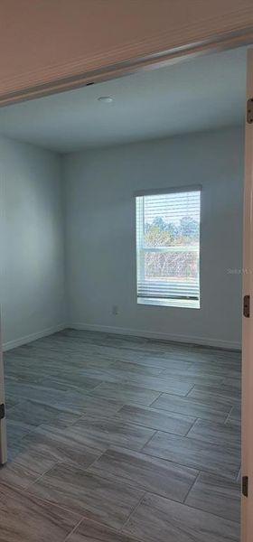 Spacious, unfurnished interior of a new home in , Davenport (Image 15).