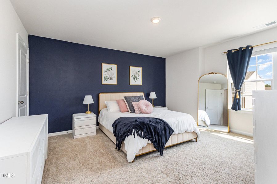 035_kv0a4025-edit_696