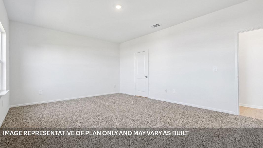 Spacious, unfurnished interior of a new home in Bar W Ranch, Leander (Image 27).