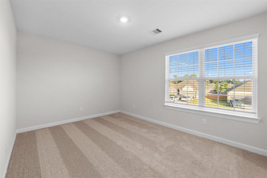 Spacious, unfurnished interior of a new home in Wedgewood Forest, Conroe (Image 18). Spacious, unfurnished interior of a new home in Wedgewood Forest, Conroe (Image 18).