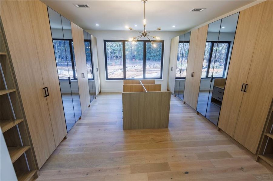 Image 107 of a home in .